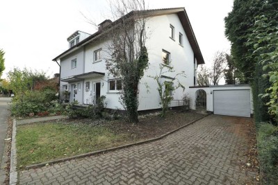 Ihr neues Zuhause in Wyhlen: Doppelhaushälfte mit großem Garten und Garage in sehr guter Lage!