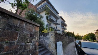 Schöne 2-Zi-Wohnung mit TG-Stellplatz in direkter Uni- und UKGM-Nähe