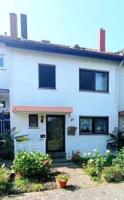 Einfamilienhaus mit Garage zweieinhalb Stockwerke / 6 Zimmer am Naherholungsgebiet Rheinau-Süd