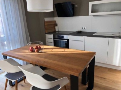 Hochwertig möblierte  2-Zimmer Wohnung mit Balkon im 1. OG in Winnenden