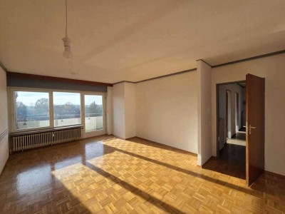 Tolle Familienwohnung (3- oder 4-Zimmer) - barrierefrei - mit Traumaussicht - sofort frei!