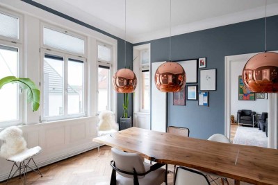 Neuwertige Altbauetage ++ in beliebter Wohnlage++ STUCK++hohe DECKEN