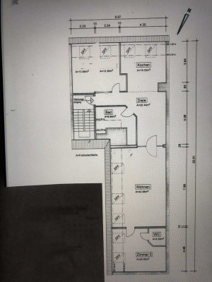 Attraktive und vollst. renovierte 3-Zimmer-Dachgeschosswohnung mit gehobener Innenausstattung