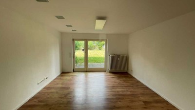 Schöne 3 Zimmer Wohnung mit Gartenzugang