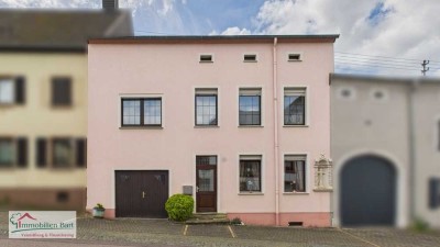 5 MIN. VON L-SCHENGEN: WOHNHAUS MIT GARTEN + GARAGE