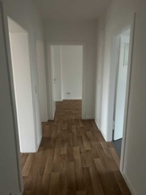 Modernisierte 3-Zimmer-Wohnung in Kralenriede