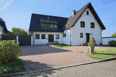 COMING SOON - Zweifamilienhaus auf Traumgründstück!
