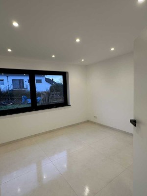 Kernsanierte Wohnung ab dem 15.12.2025