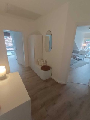 Neuwertige Wohnung mit drei Zimmern und Balkon in Bielefeld