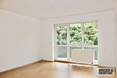 +++TOP Lage, TOP Wohnung mit 40 qm Dachterrasse in Klotzsche!+++