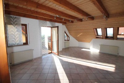 3-Zimmer-DG-Maisonette-Wohnung mit Fernblick in Walddorfhäslach