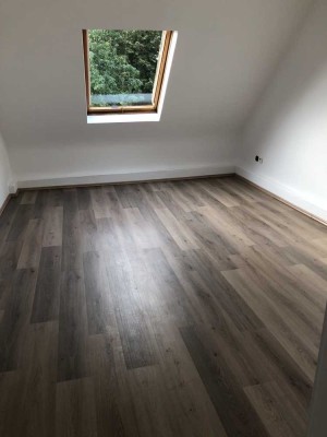 Freundliche und vollständig renovierte 3-Zimmer-Wohnung ab 1.10.2025 in Mülheim an der Ruhr