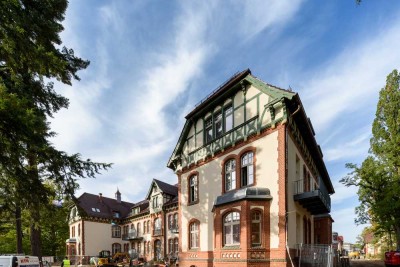 EBK, Fußbodenheizung, Parkett....Wohnung über 2 Etagen in historischem Gebäude!