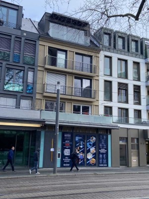 Belle Etage mit Blick ins Grün; 3,5 Zi. Wohnung mit Balkon und privater Garten in Mainz-Altstadt
