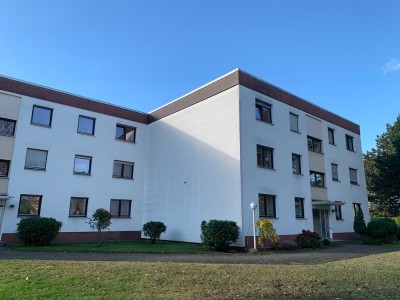 SANKT AUGUSTIN - schöne 3 -Zi. Whg. EG im 9 Parteien-Haus, ca. 89 m² Wfl., gr. Balkon + TG-Platz