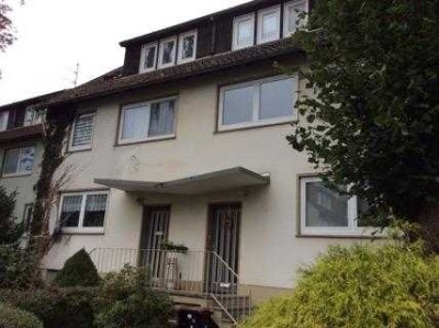 Gemütliche 2,5-Zimmer-Wohnung im Dachgeschoss