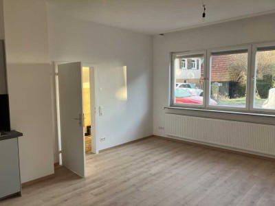 Erdgeschosswohnung, 1 Zimmer mit Bad und WC