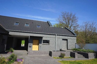 NEUBAU-Erstbezug: Modern ausgestattete 3-Zimmer-Wohnung mit Balkon in neugestalteter Hofanlage!