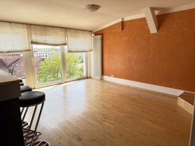 Attraktive 5-Zimmer Maisonette-Wohnung im 3. OG in Schwerin-Feldstadt