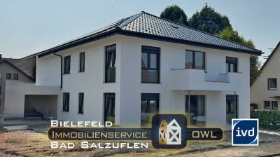 ::: Villa Neubau Klassische Architektur OG Balkon I I PV + Luftwärme Heizung  I Bestlage I Garage ::