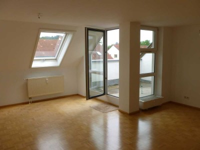 Geschmackvolle 3-Raum-Maisonette-Wohnung mit EinbaukücheBalkon und EBK in Tübingen