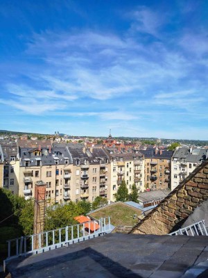 Elegante 5-Zimmer Maisonette-Wohnung im 5. OG in Wiesbaden-Mitte