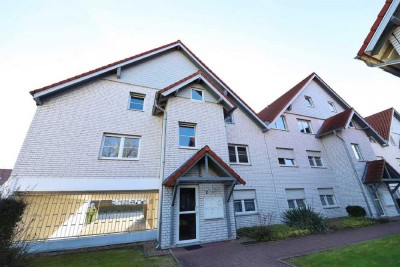 == Schöne DG-Wohnung in begehrter Lage von Leopoldshöhe ==