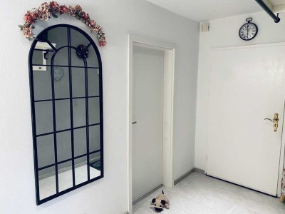 Maisonettewohnung in ruhiger Lage, geeignet für 2–3 Personen, mit Einbauküche, Balkon, Gartenanteil