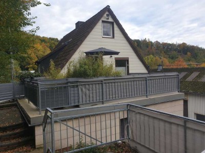 Schöne, frisch renovierte Wohnung mit großer Terrasse und Garten in Freudenberg