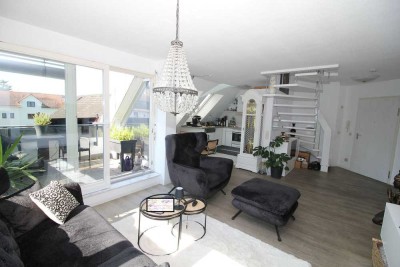 Traumhafte 3,5 Zi.-DG-Maisonette Whg. in zentraler Lage