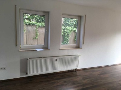 Schöne Souterainwohnung mit Terrasse + Garten in RS - Hasten