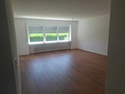 Schöne 4,5-Zimmer-Erdgeschosswohnung mit Balkon in Dornstadt