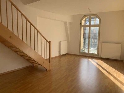 JÄGERHOF * Innenstadt* helle 3 Zimmer-Maisonetten-Whg. mit Terrasse* Parkett* EBK* G-WC