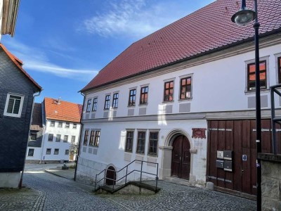 BeSONDerer Wohn-TRAUM - in historischem Ambiente! bezugsFREI ! Zentrum Schleusingen
