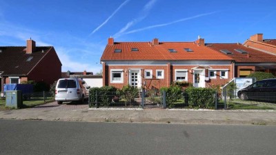 Wohnen im Grünen: Charmantes Endreihenhaus mit 4 Zimmern, Wintergarten und modernem Komfort