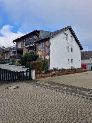 Wunderschöne 4-Zimmer-Wohnung in ruhiger Wohnlage – Balkon