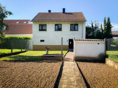 MÜHLHAUSEN: EFH mit vielen Möglichkeiten und schönem Grundstück