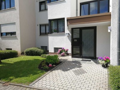 Schöne Maisonette-Wohnung im DG in ruhiger Lage mit Gartenanteil