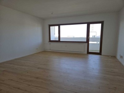 Moderne 3 Zi.WHG inkl. 1 Stellplatz sucht neuen Eigentümer! Provisionsfrei!