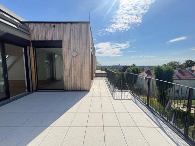 STOCK IM WEG - 5 Zimmer Dachgeschosswohnung mit Gartenblick und Terrasse