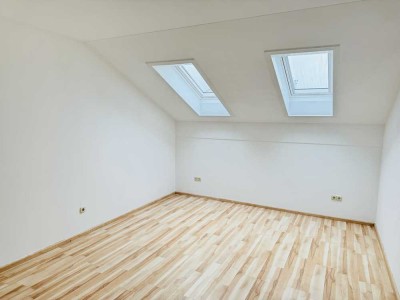 3-Zimmer Wohnung mit Einbauküche und Balkon