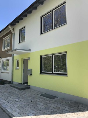 Preiswertes 5,5-Raum-Reihenendhaus mit EBK in Kaufbeuren Neugablonz