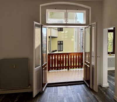 Helle, gehoben renovierte 2-Zimmer-Wohnung mit sonnigem Balkon in Görlitz
