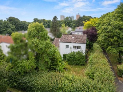 Freistehendes EFH mit Entwicklungspotenzial auf großem Grundstück in ruhiger Lage Böfingens
