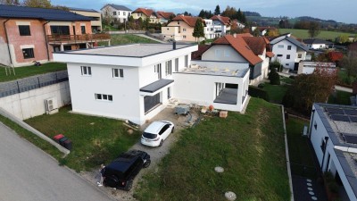 Grosses Neubauhaus mit 100 m2 Wohnessbereich und toller Ausssicht vom Margaretenberg NEUER PREIS