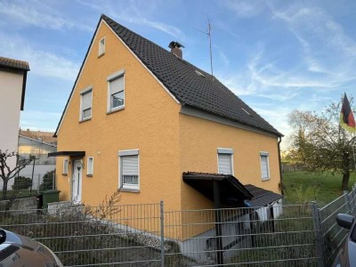 Preisreduzierung! Kompaktes Einfamilienhaus zur Kapitalanlage oder Eigennutzung