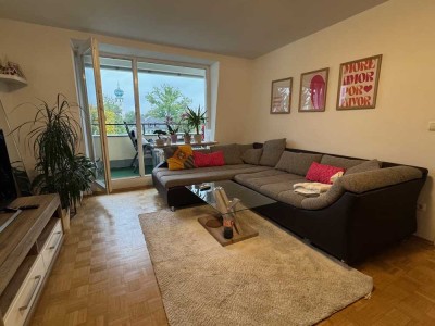 Großhadern Zentrum  schöne, helle absolut ruhige 2,5 Zi. Parkett, EBK, Balkon, schönes BAD 1.11.