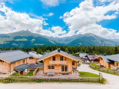 Zweitwohnsitz Chalet in Hochkrimml mit Ski In / Ski Out