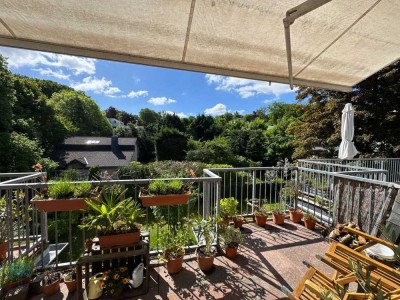 ***stilvoll, charmant, vielseitig - individuelle Maisonettewohnung in bester Lage!