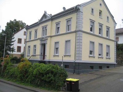 Helle, großzügige 2 Zi.-Whg, ca 76 m² mit großem Balkon im Bühlertal